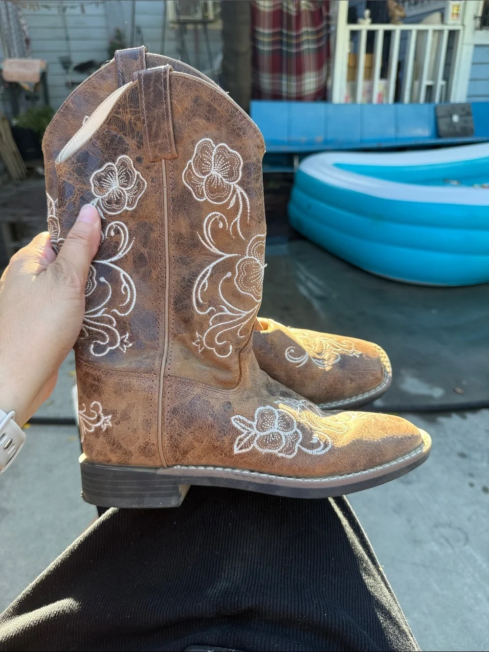 Shyanne Brown Kids Cowboy Boots with White Floral Stitching